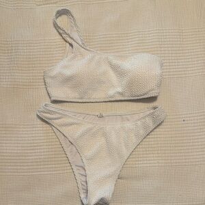 Textured One-Shoulder Bikini Set in White